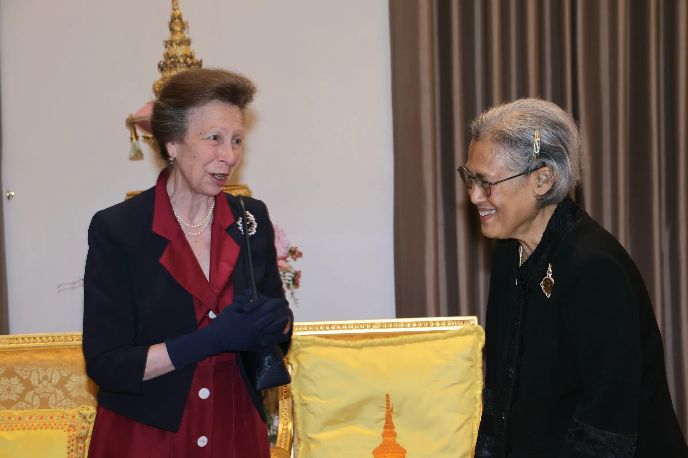 Princess Maha Chakri Sirindhorn Meets the Princess Royal at Chula for Women in Science Awards 