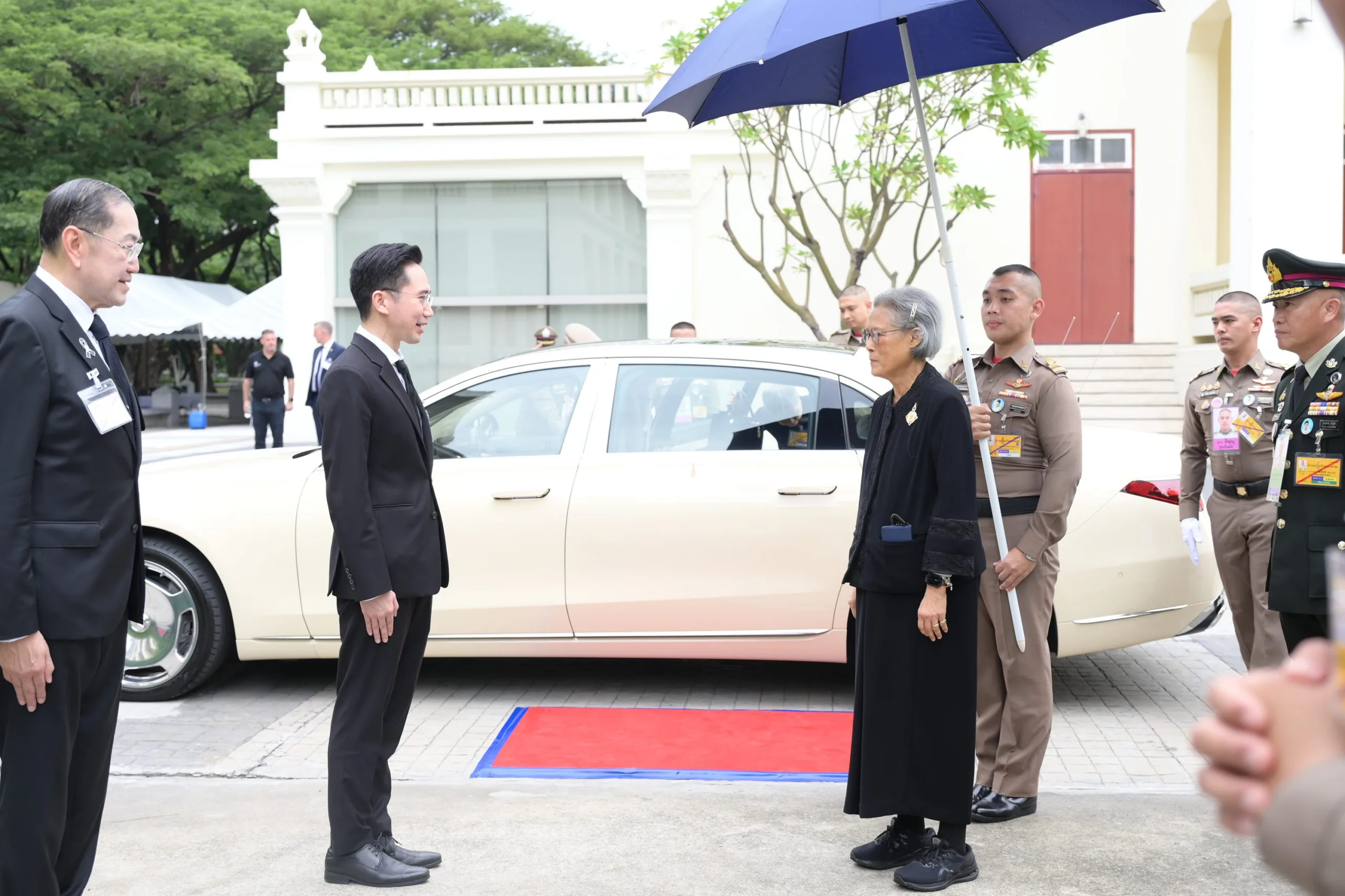 Princess Maha Chakri Sirindhorn Meets the Princess Royal at Chula for Women in Science Awards 