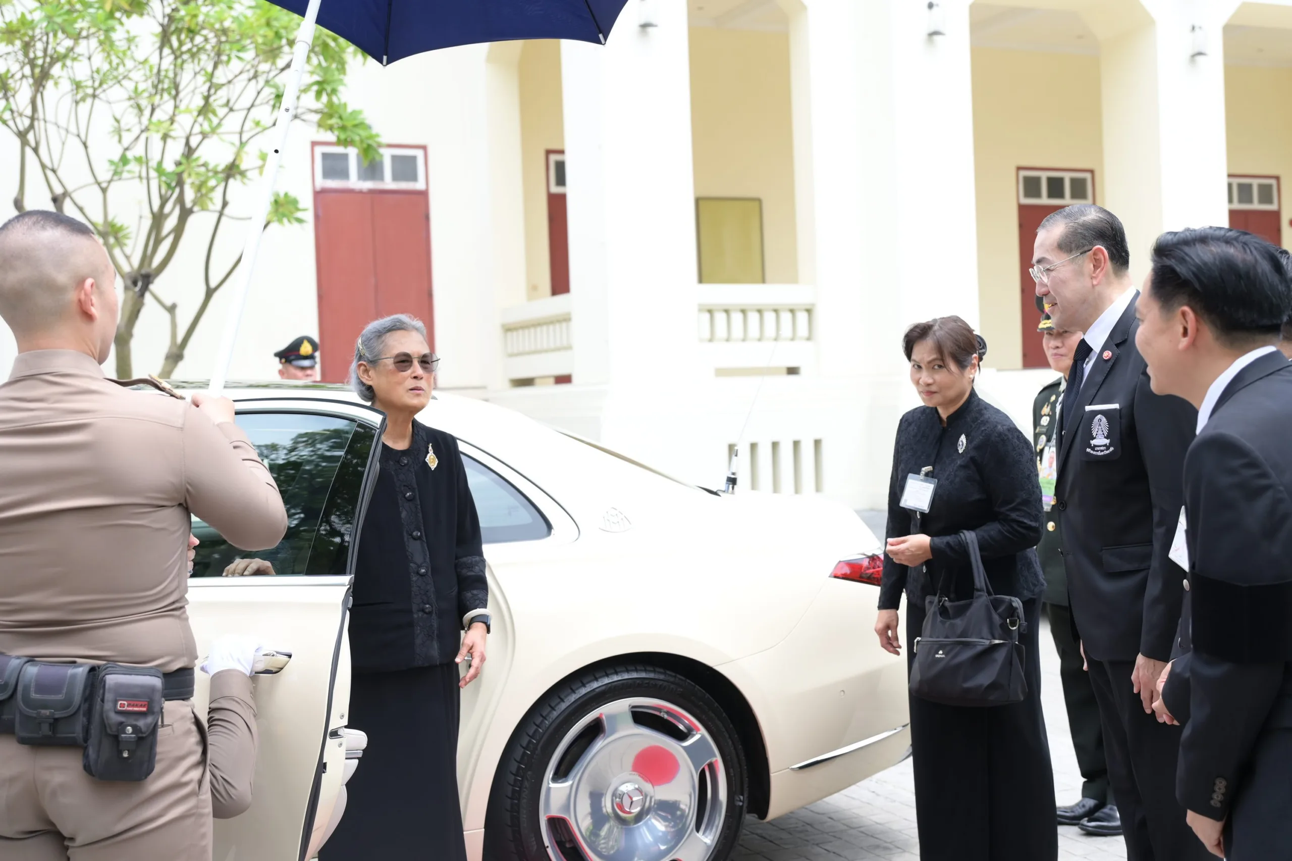 Princess Maha Chakri Sirindhorn Meets the Princess Royal at Chula for Women in Science Awards 