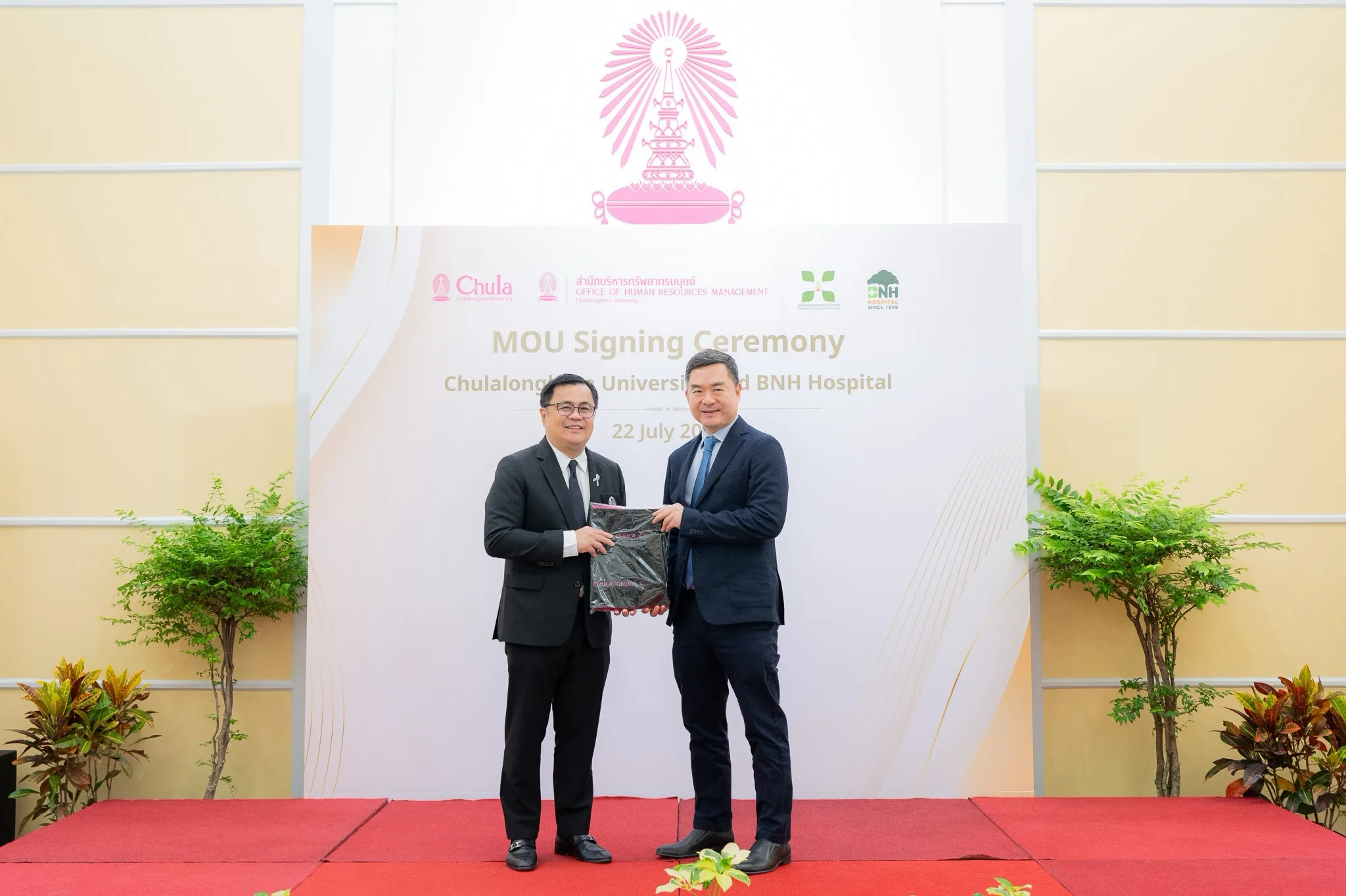 Chula Partners with BNH Hospital to Enhance Health Promotion Services