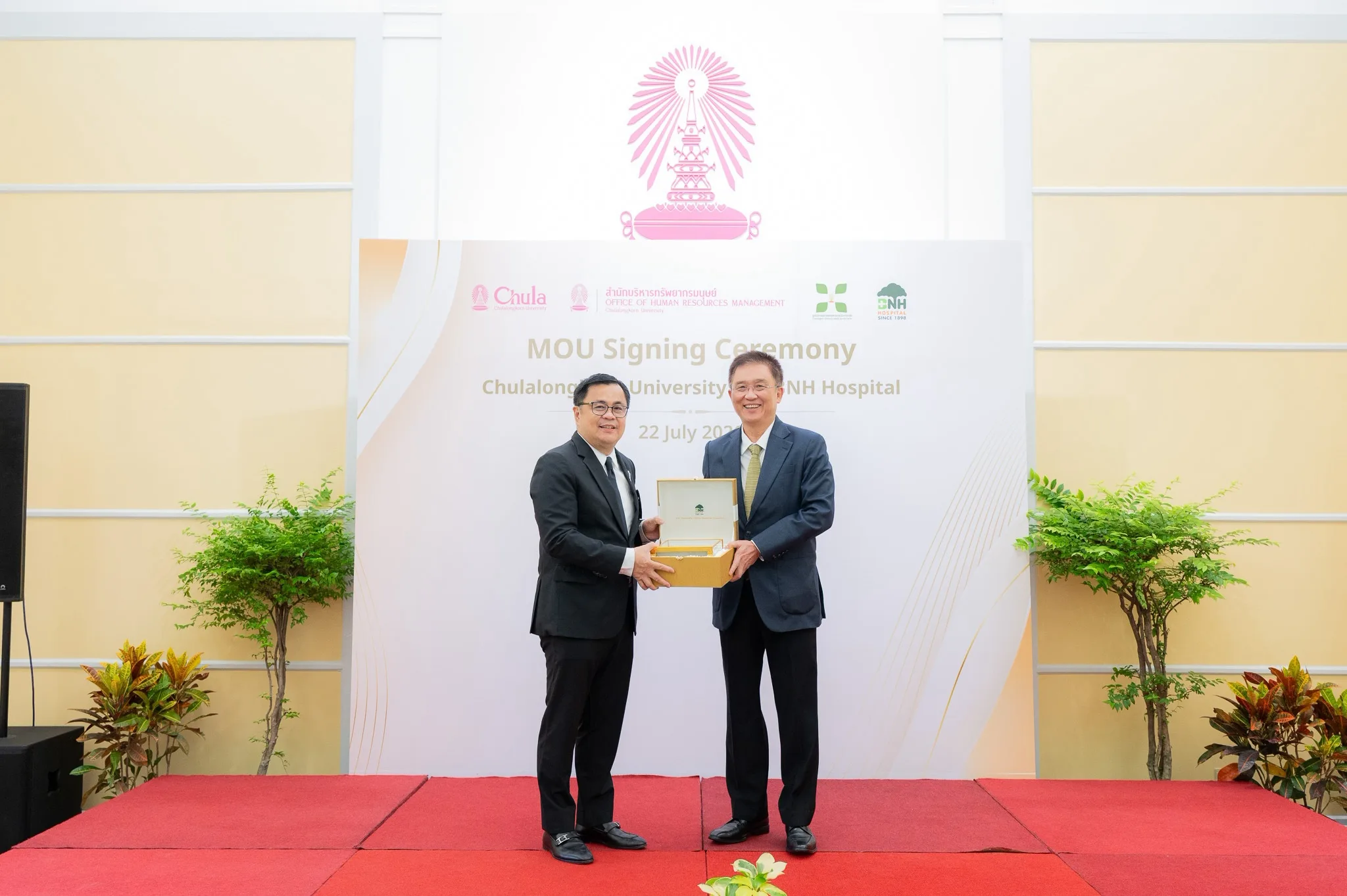 Chula Partners with BNH Hospital to Enhance Health Promotion Services
