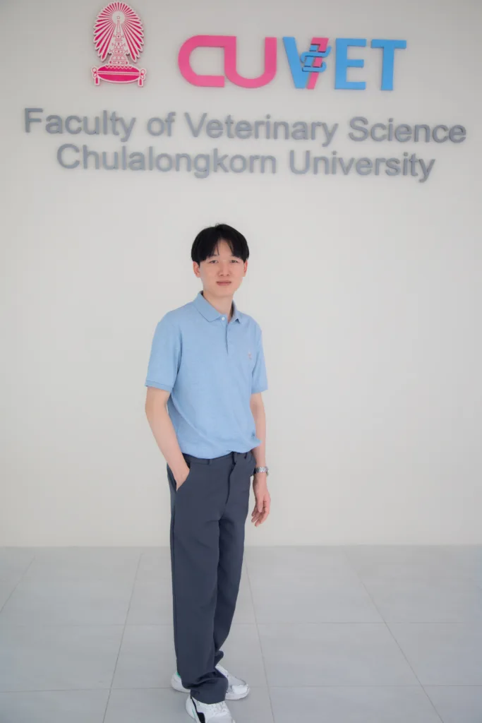 Mr. Weeraphong Saehan A veterinarian and graduated from Faculty of Veterinary Science, Chulalongkorn University