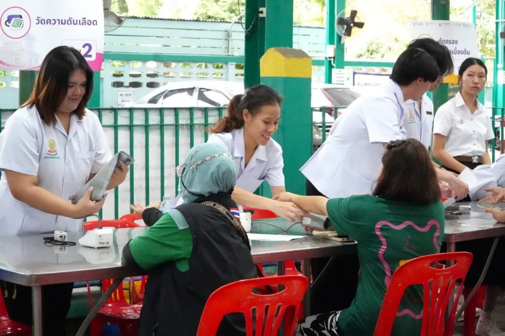 Chula Allied Health Sciences Team Brings Integrated Healthcare to Ban Khrua Community
