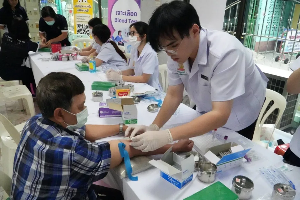 Chula Allied Health Sciences Team Brings Integrated Healthcare to Ban Khrua Community