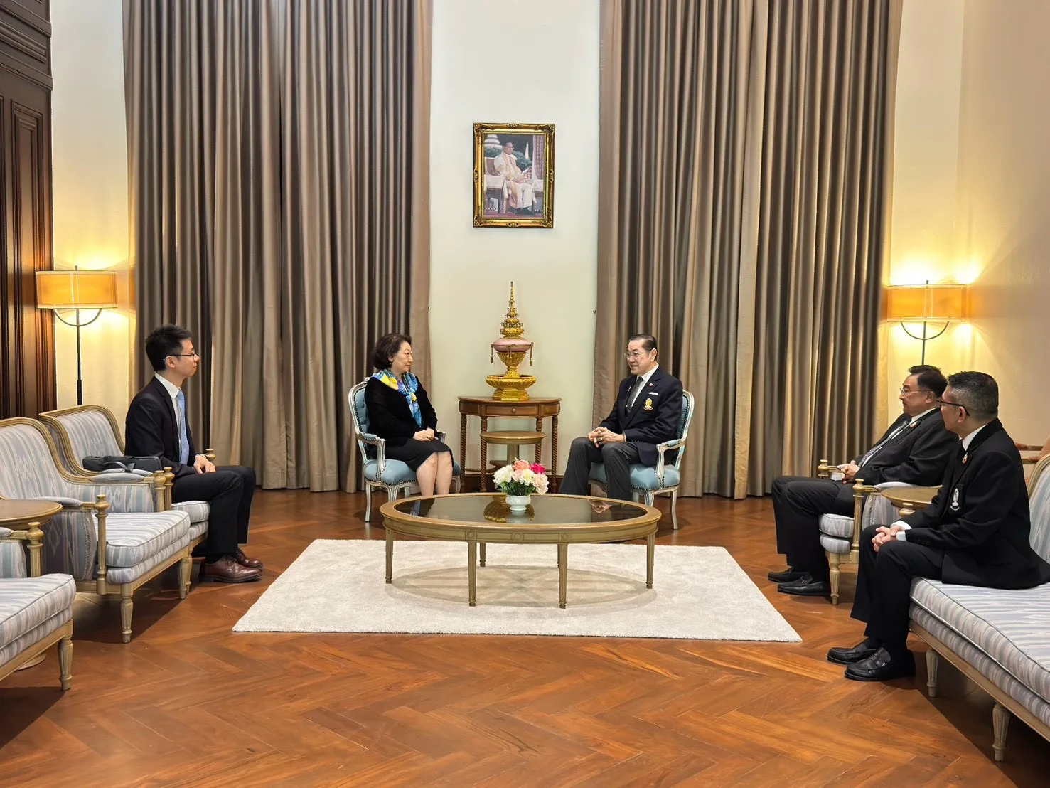 Chairman of Chulalongkorn University Council Welcomes IOMed Secretary-General  