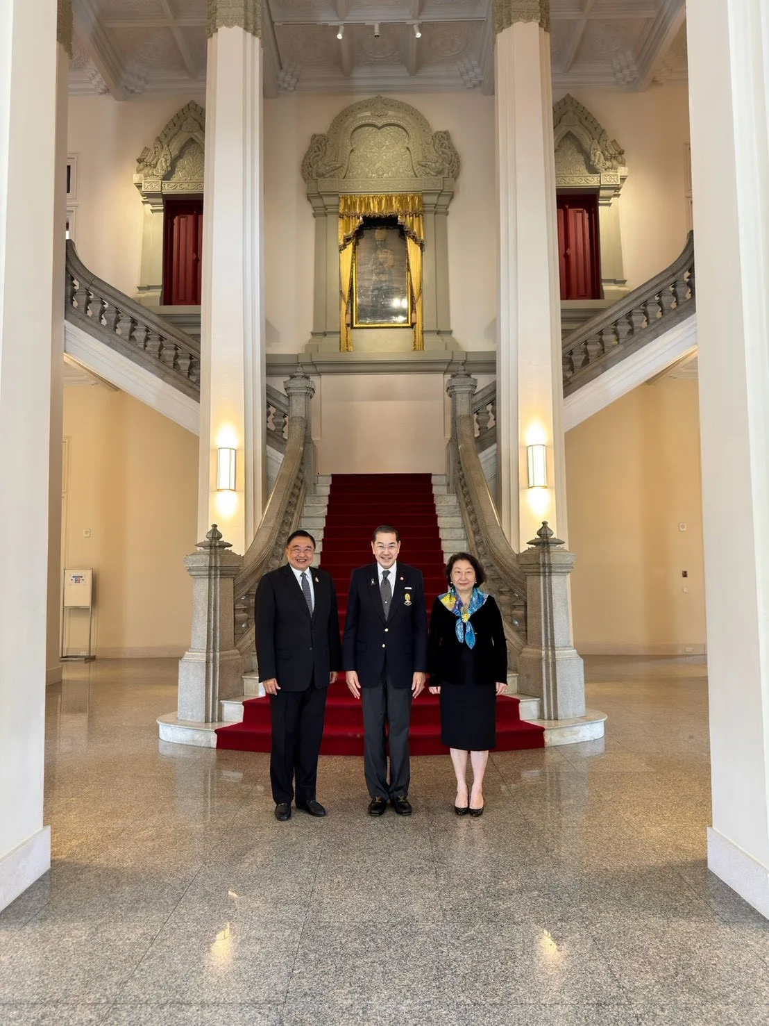 Chairman of Chulalongkorn University Council Welcomes IOMed Secretary-General  