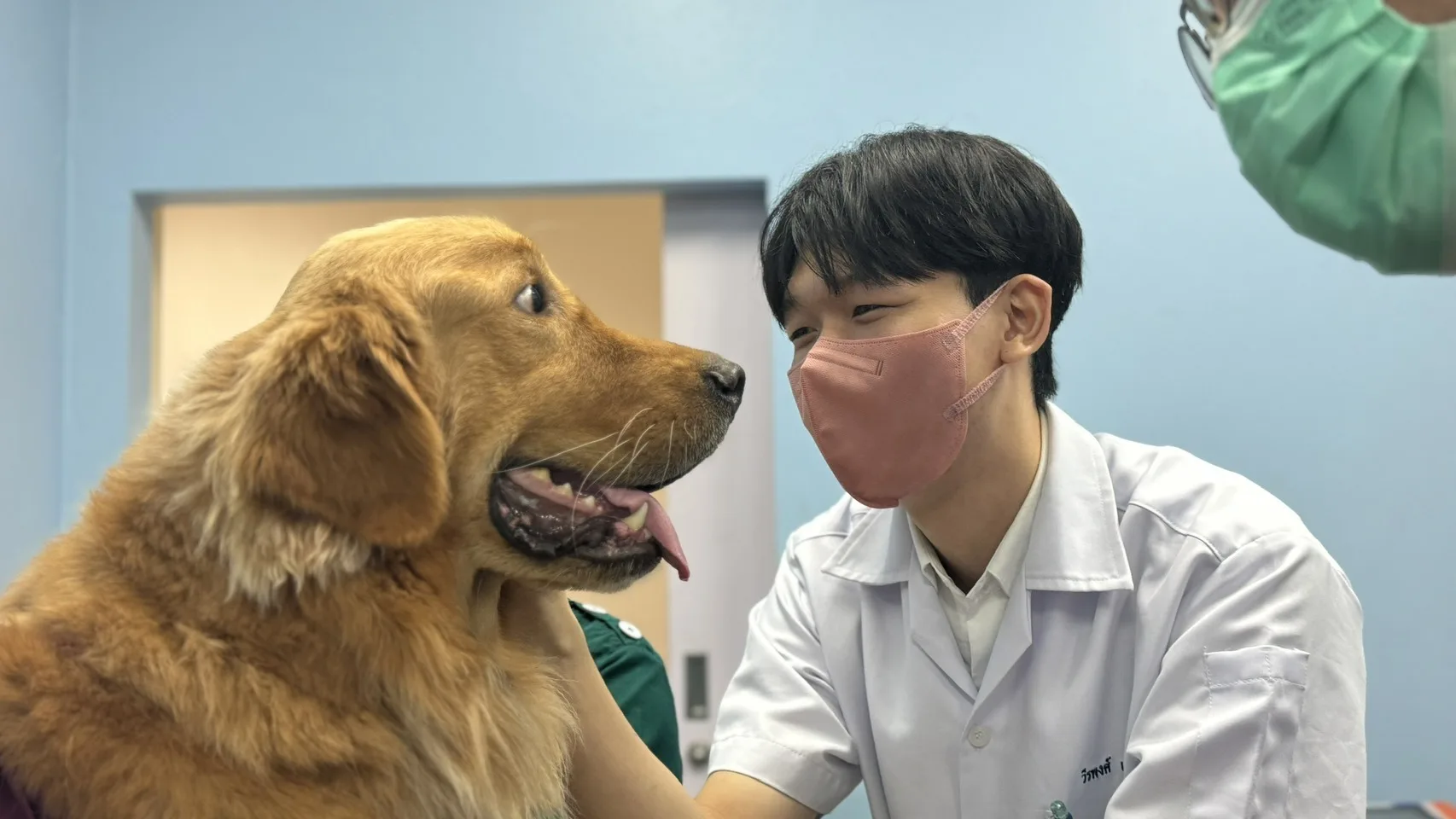 From Security Guard to Veterinarian: A Meaningful Journey Made Possible by the Chula-Rural Scholarship 