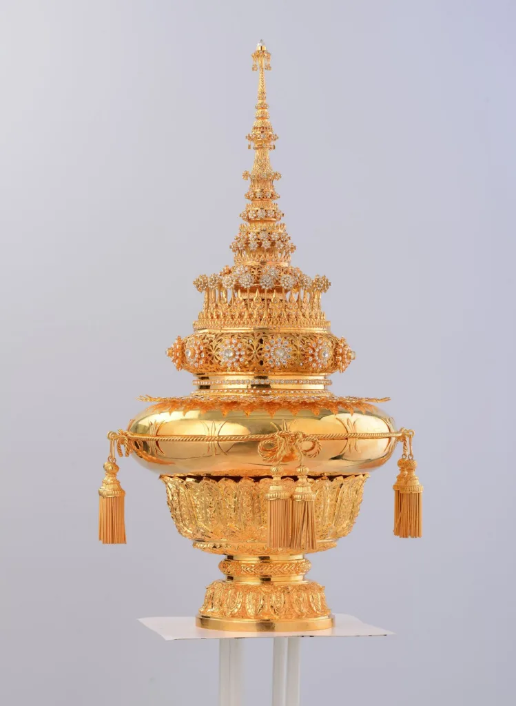 The "Royal Coronet" from 1989 