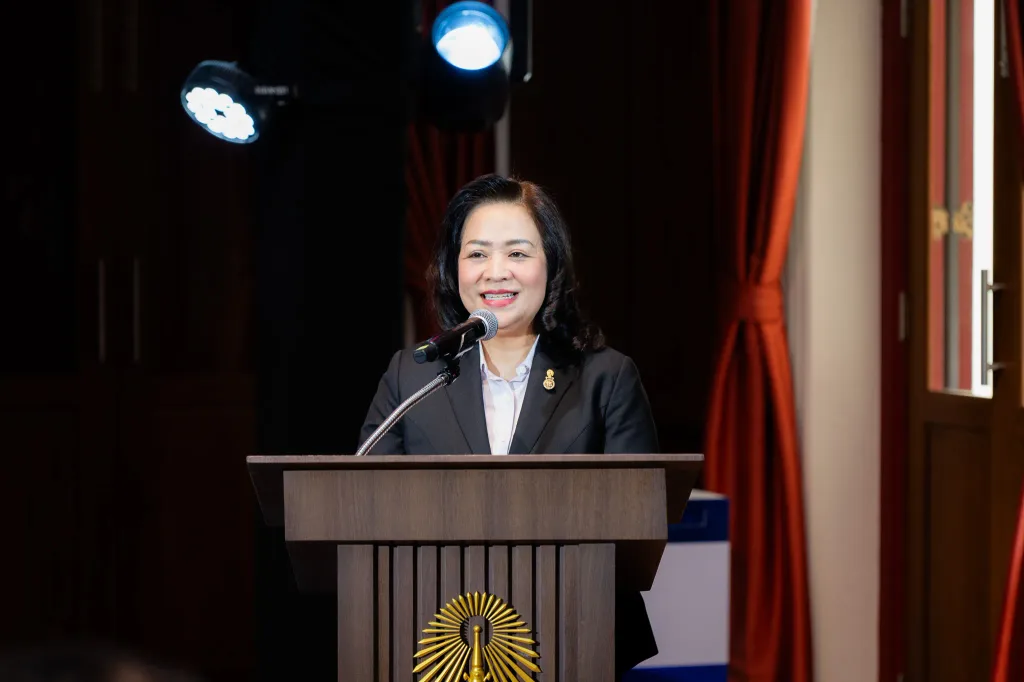 Ms. Jatuporn Rojanaparnich Director-General of the Department of Women's Affairs and Family Development